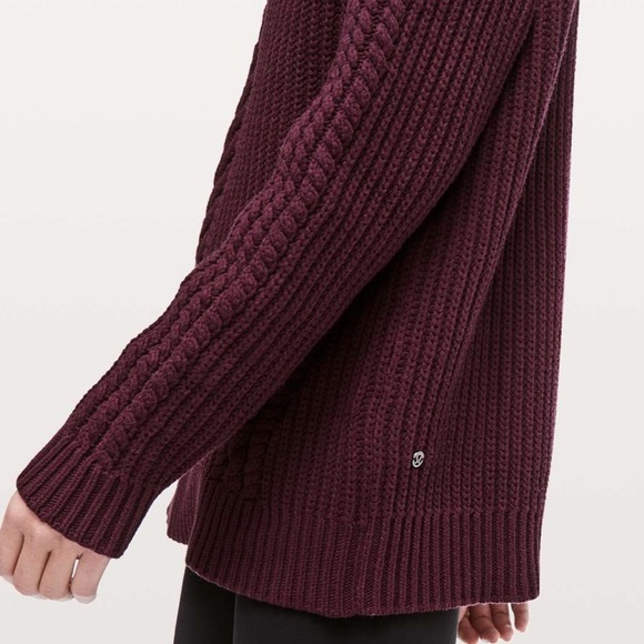 Lululemon Bring The Cozy Turtleneck - Picture 4 of 8